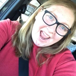 Meet your Posher, Aimee